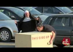 Enlace a No veas si está fuerte la monja...