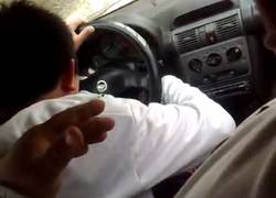 Enlace a ¿Y tú te quejabas de tu profesor de autoescuela?