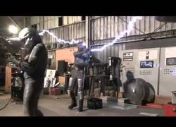 Enlace a Tesla estaría flipando