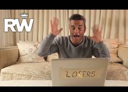Enlace a Brutal vídeo de Robbie Williams en Chatroulette