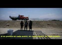 Enlace a ¿Puede un panel de publicidad hacer agua del aire?