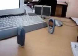 Enlace a Batalla épica entre móviles y el nivel de nostalgia por las nubes