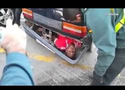 Enlace a La manera más curiosa de colarse en España