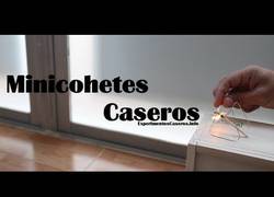 Enlace a Tutorial para hacer mini-cohetes caseros con cerillas