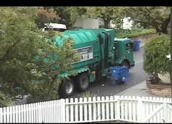 Enlace a Todo muy moderno y muy robotizado, pero a la hora de la verdad...