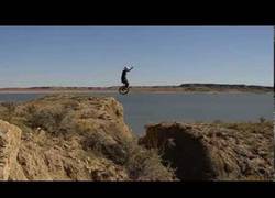 Enlace a Monociclo extremo, podría haber acabado mucho peor