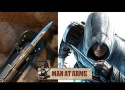 Enlace a Forjando la hoja oculta del Assassin's Creed y el sable pirata de su última entrega