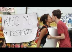 Enlace a Bésame, estoy desesperado