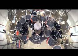 Enlace a Aquiles Priester, uno de los mejores baterías del mundo