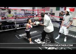 Enlace a No os extrañéis si en unos años este chaval se convierte en una figura del boxeo internacional