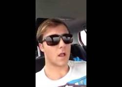 Enlace a Premio al tío mas tonto de España