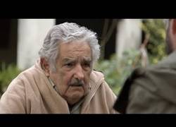 Enlace a ¿Votarías a un presidente que no te pide el voto? Mujica, un presidente diferente