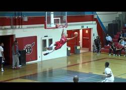 Enlace a Hace un mate, la lía pero al final...