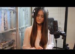 Enlace a ¿Cómo puede ser que esta niña haga una versión de 'Say something' que suena mejor que la original?