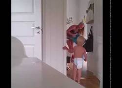 Enlace a Es imposible no volverse loca siendo la madre de estos dos críos