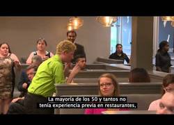 Enlace a Este es el primer restaurante con el personal sordo