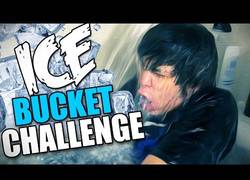 Enlace a Ice Bucket Challenge del rubius (Él sí va a donar dinero)