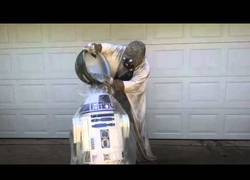 Enlace a R2D2 se suma al ice Bucket Challenge
