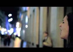 Enlace a Siempre canta en Sol ¿Cómo no es famosa ya?