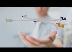 Enlace a ¿Te imaginas poder llevar puesto un quadcopter?