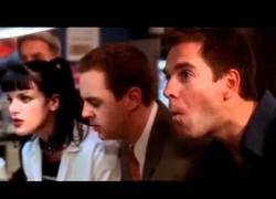 Enlace a ¡NOS HACKEAN! ¡Rápido, pulsemos absurdamente el teclado entre dos personas!