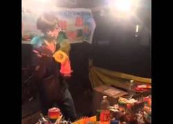 Enlace a Este vídeo hace que jugar con una ondamanía parezca un poder de los X-Men