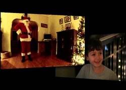Enlace a Puso una cámara para ver a Santa, y se llevó una gran sorpresa