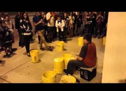 Enlace a Redoble a una mano