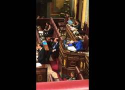 Enlace a Celia Villalobos juega al Candy Crash en el Debate sobre el Estado de la Nación