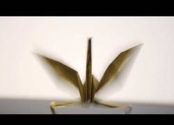 Enlace a ¡Estos pájaros de papel bailan mejor que tú!¡Menuda currada hay detrás!