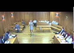 Enlace a Aguirre explicando con voz temblorosa y mintiendo al juez por qué huyo al ser multada