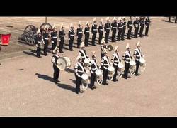 Enlace a 'Don't you worry child' de Swedish House Mafia suena increíble con esta orquestra