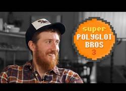 Enlace a Estos gemelos dominan varios idiomas a la perfección