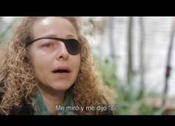 Enlace a Se quedó sin un ojo por culpa de las pelotas de goma, ahora lo cuenta en un documental