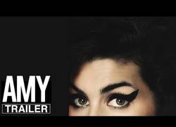 Enlace a Este es el tráiler del documental sobre Amy Winehouse [Inglés]