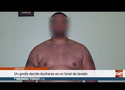 Enlace a Un gordo decide ducharse en un túnel de lavado, y otras noticias de El Mundo Today
