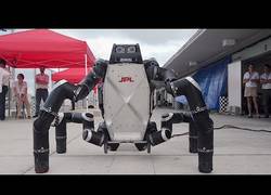 Enlace a ROBOSIMIAN, el robot pensado para escenarios extremos