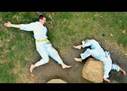 Enlace a La lucha de karate más épica
