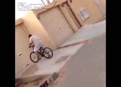 Enlace a Y por eso nunca debes dar marcha atrás con una bicicleta