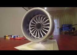 Enlace a Increíble mini motor de 787 creado por impresión 3D