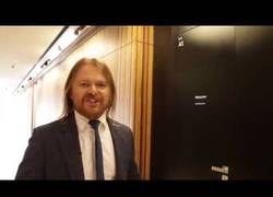 Enlace a Un ruso se implanta un biochip: ''Con esta tecnología me siento un jedi''