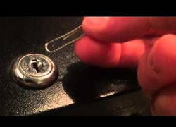 Enlace a Y así es como en un momento se abre una caja de seguridad