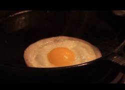 Enlace a Cómo cocinar un huevo perfecto para tu sándwich