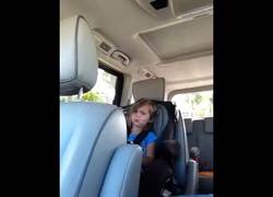 Enlace a Cuando te enteras de que tu ídolo se acaba de casar...