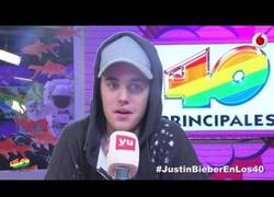 Enlace a Plantón de Justin Bieber a los 40 Principales en plena entrevista