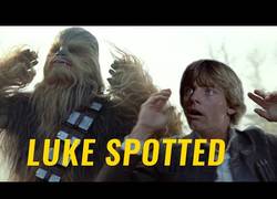 Enlace a Luke Skywalker si aparece en el tráiler de Star Wars: Episodio VII. ¡Al fin lo encontramos!