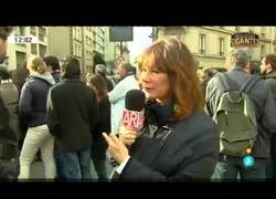 Enlace a Ana Rosa no se calla durante el minuto de silencio en París
