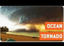 Enlace a El espectacular tornado en Alejandría (Egipto) editado con Effects
