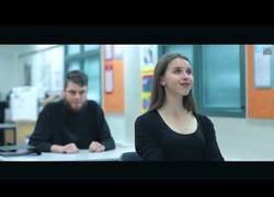 Enlace a Crítica a la educación moderna. ¿Qué opinas?