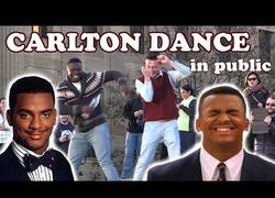 Enlace a Este chico se lanza a la calle a bailar el mítico baile de Carlton, la gente alucina